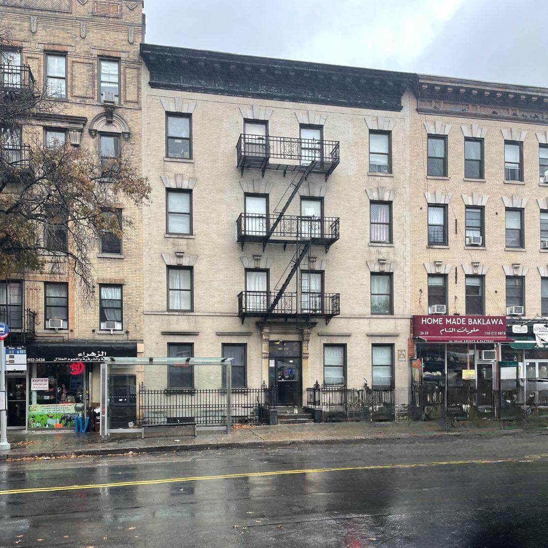 24-35 Steinway Street - Photo 1