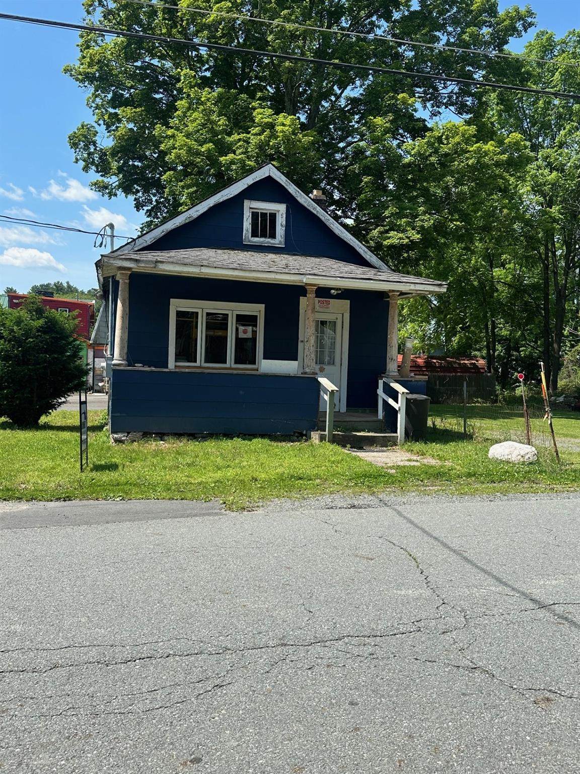 133 Pine Street - Photo 1