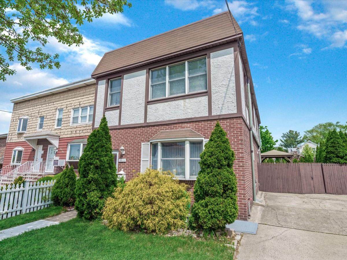 125-11 7 Avenue - Photo 1