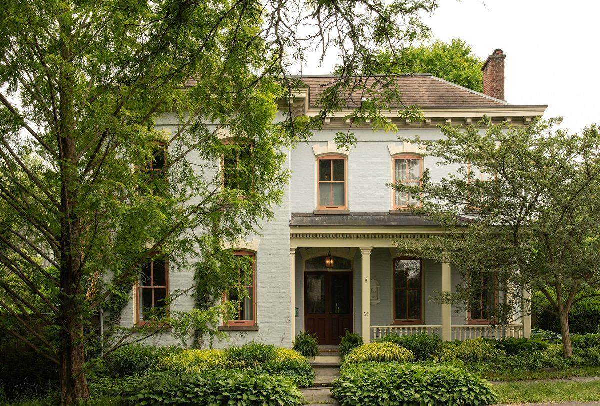85 Wurts Street - Photo 1