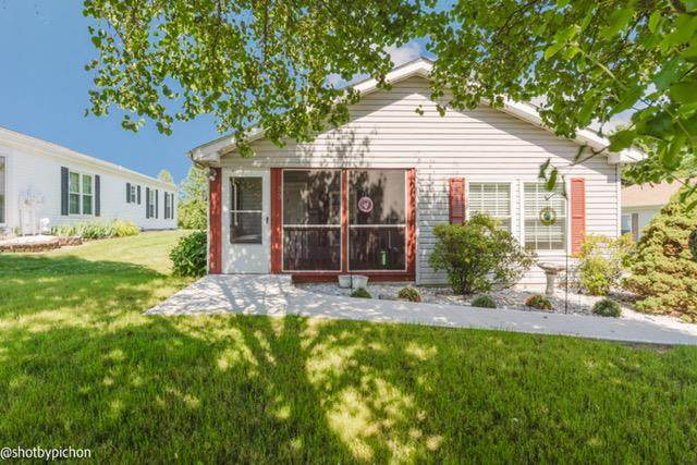 33 Gables Blvd - Photo 1
