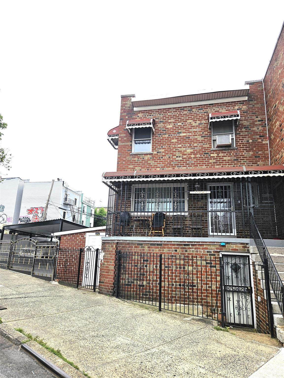 2164 Cross Bronx Expressway - Photo 1