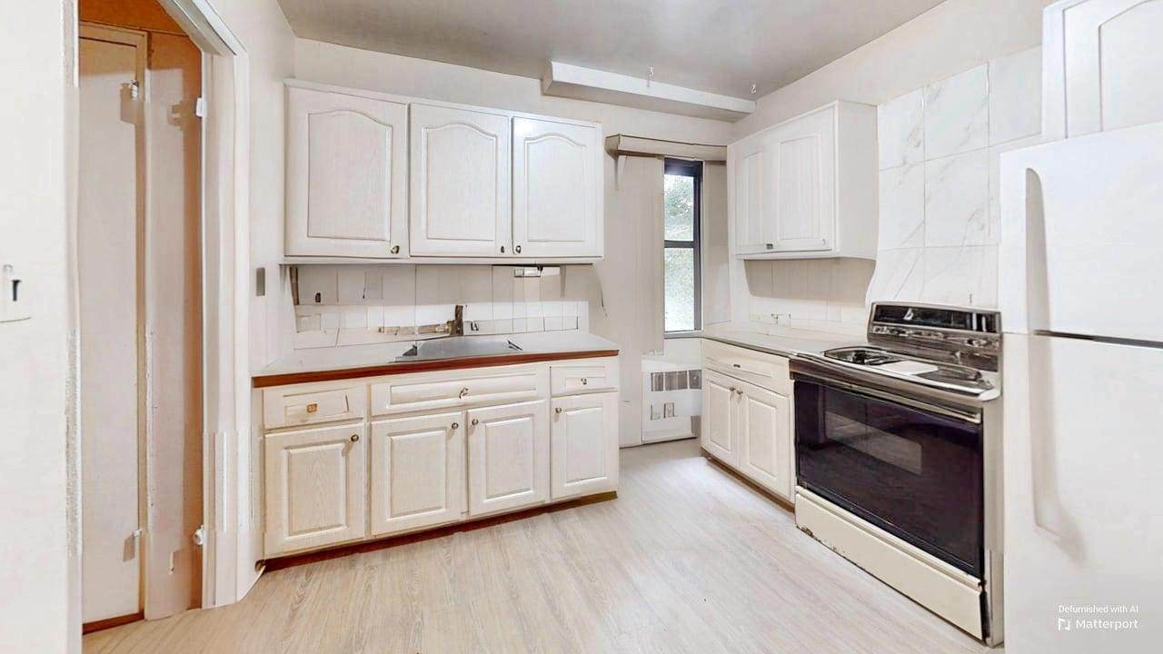 140-21 31 Road - Photo 1