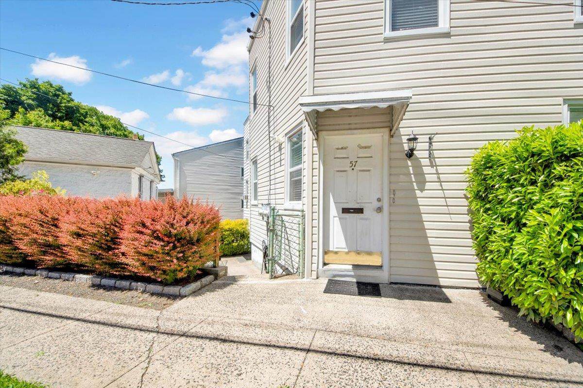 57 Clarendon Avenue - Photo 1
