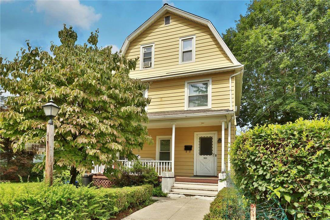 521 Manhattan Avenue - Photo 1