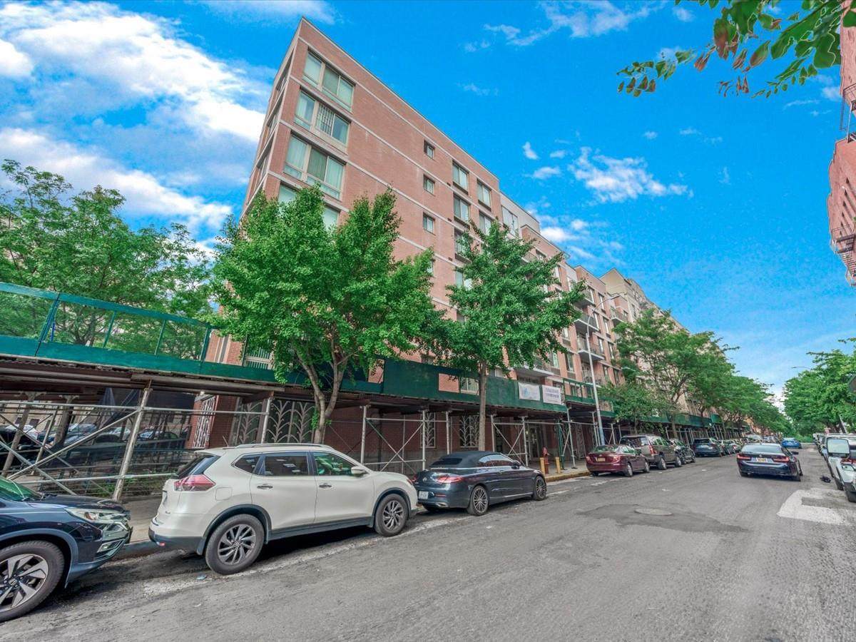 715 Fox Street - Photo 1