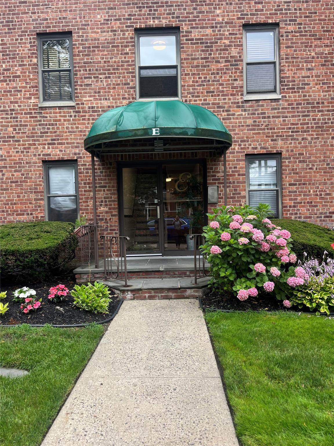 320 Atlantic - Photo 1