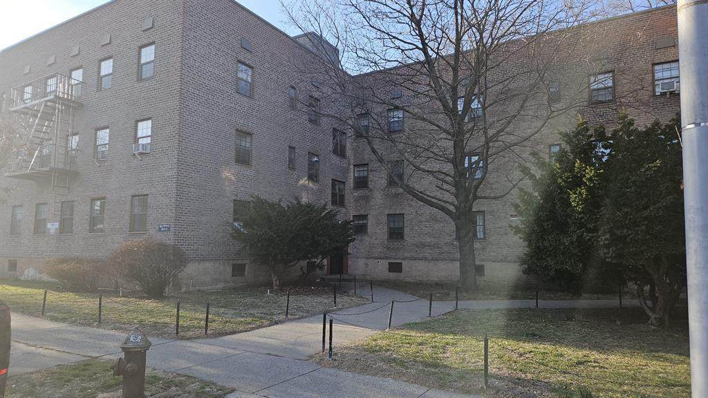 14417 79th Avenue - Photo 1