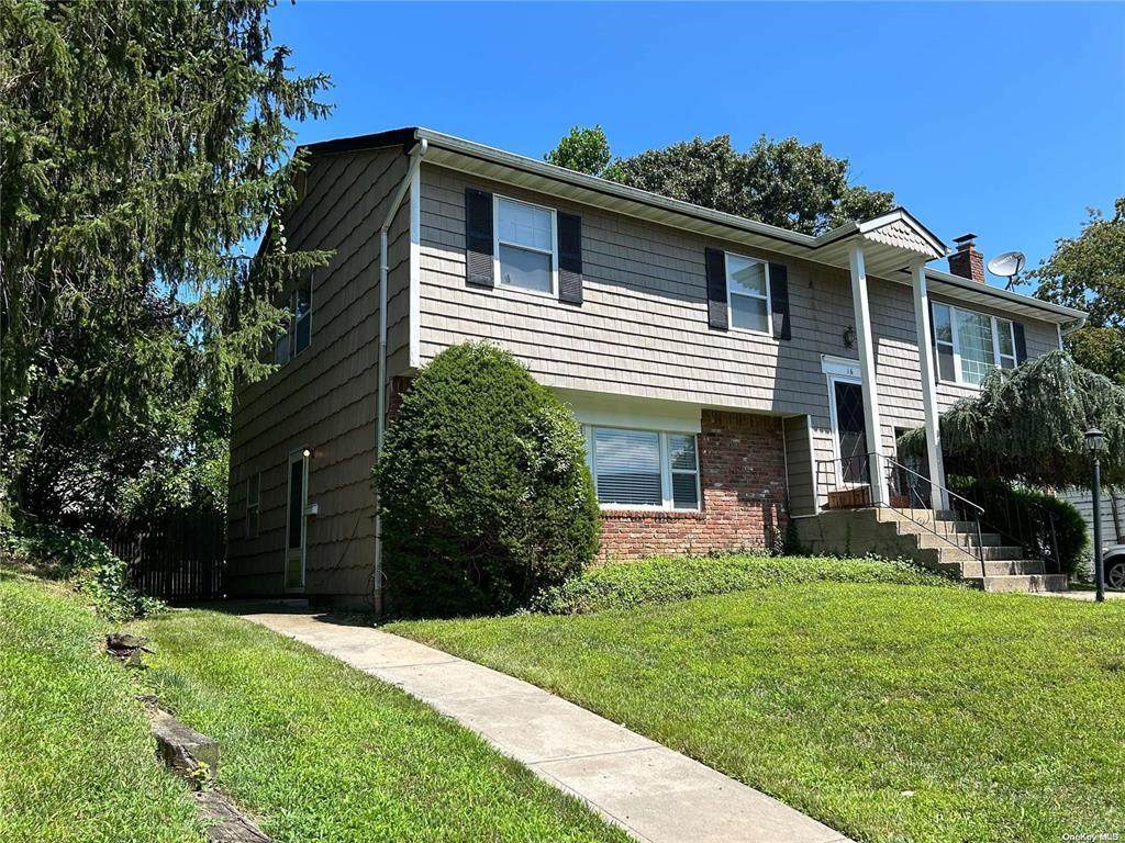 16 Alex Lane - Photo 1