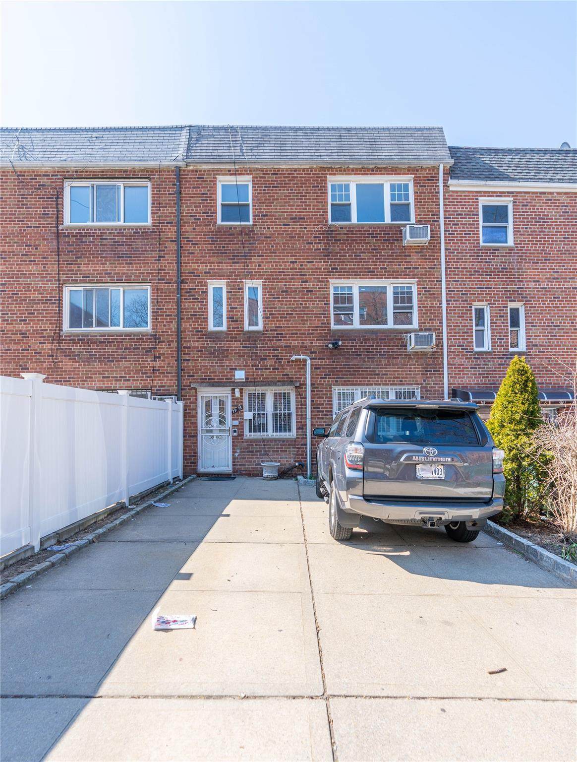 79-18 150th Street - Photo 1