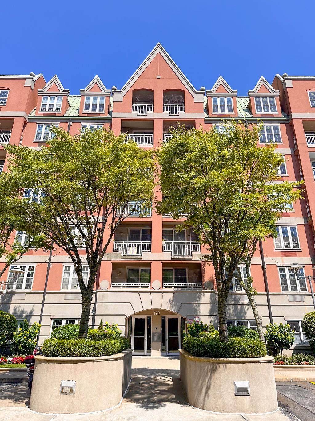 120 Oceana Drive - Photo 1