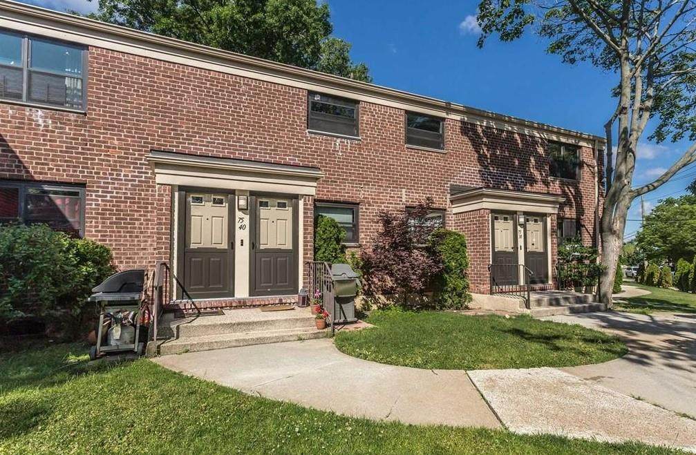 75-40 Springfield Boulevard - Photo 1