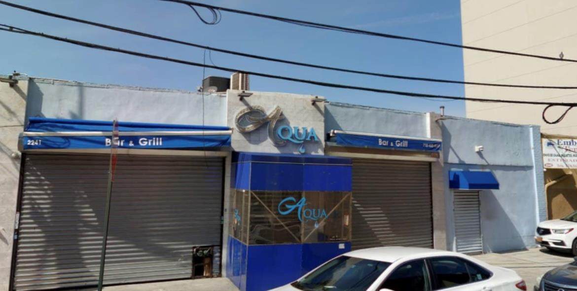 2241 Washington Ave - Photo 1