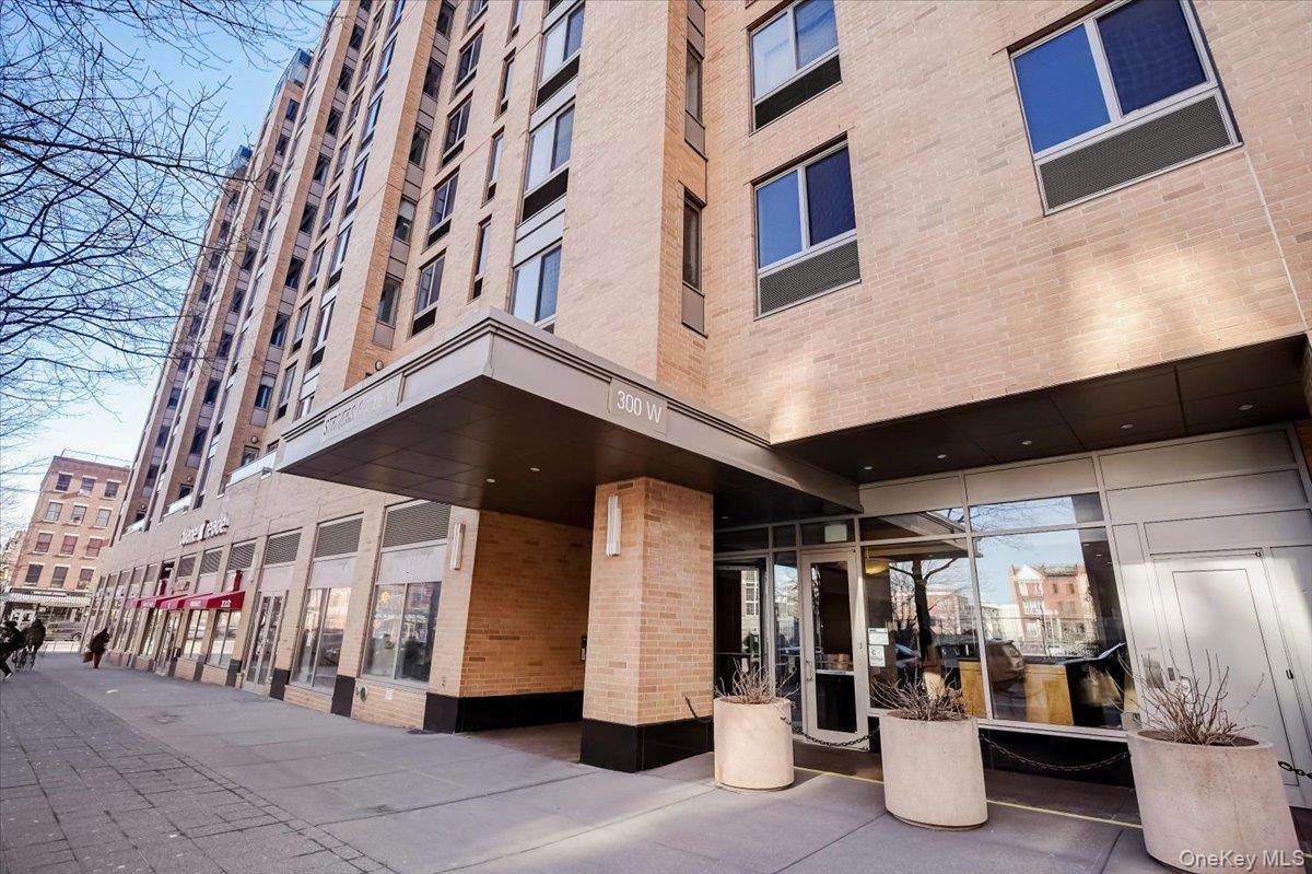 300 135th Street - Photo 1