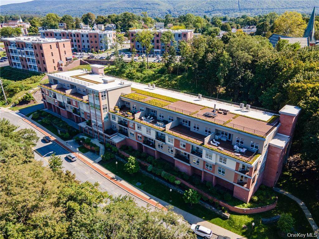 30 Beekman - Photo 1