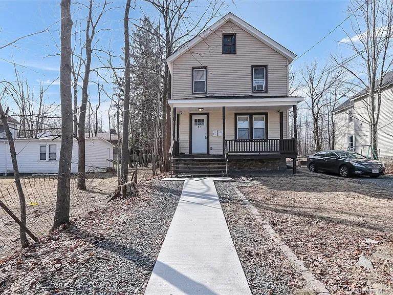 57 Clinton Avenue - Photo 1