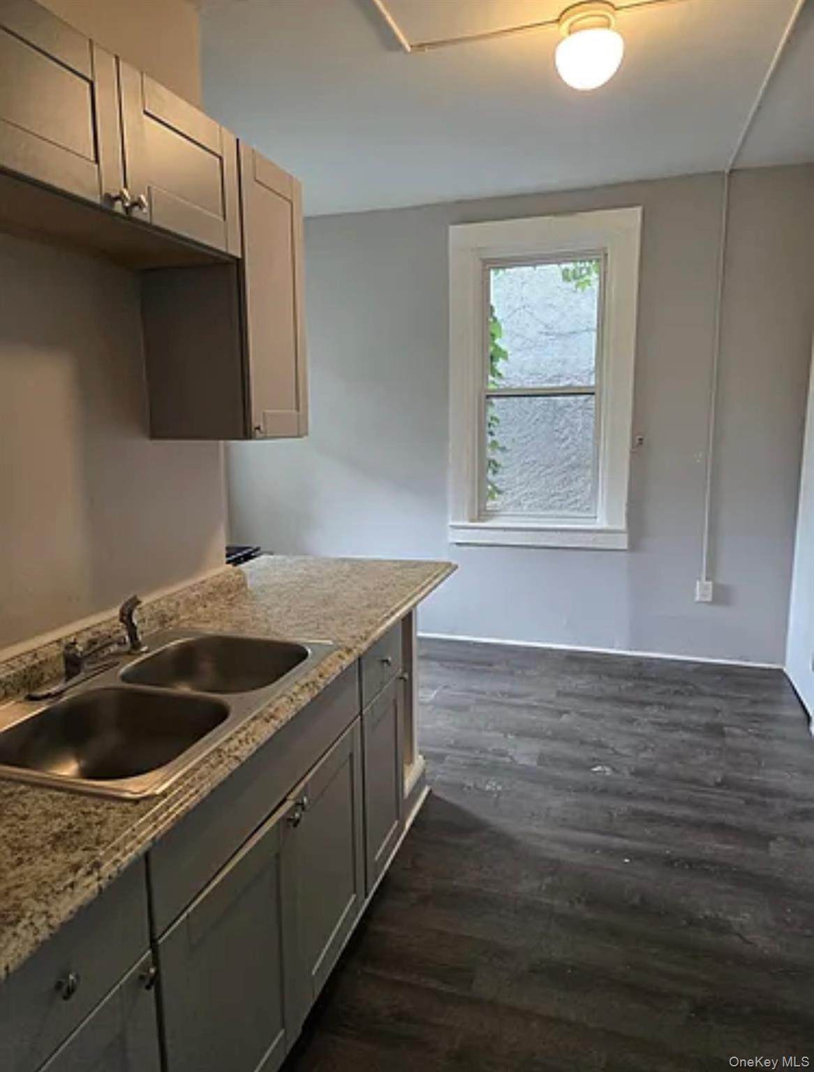 146 Mansion - Photo 1