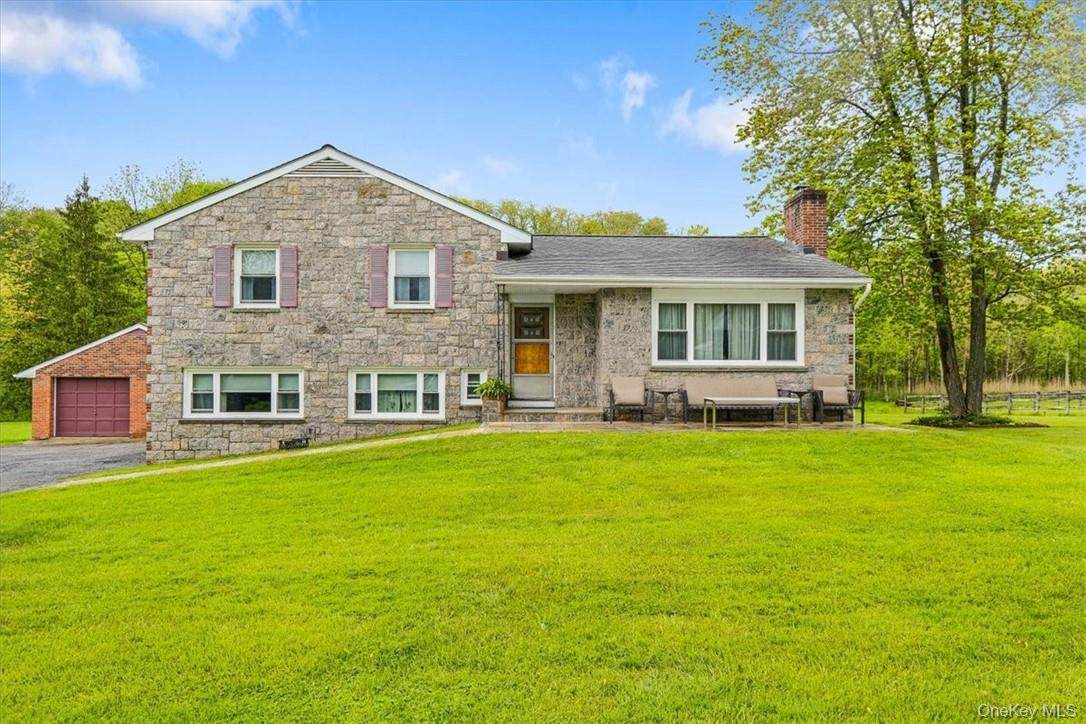 44 Nelson Boulevard - Photo 1