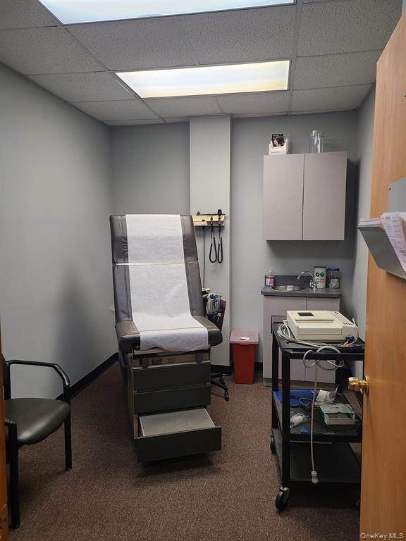 Carman Ave - Photo 1