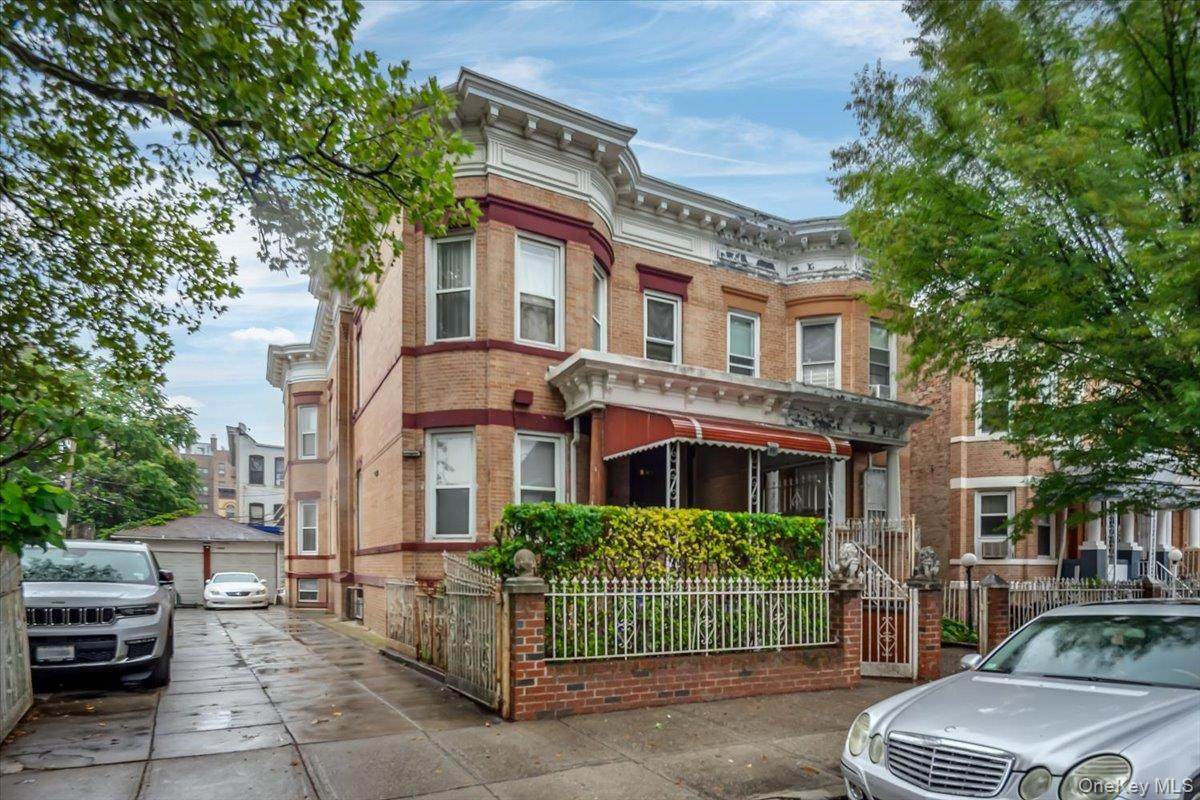 515 26th Street - Photo 1