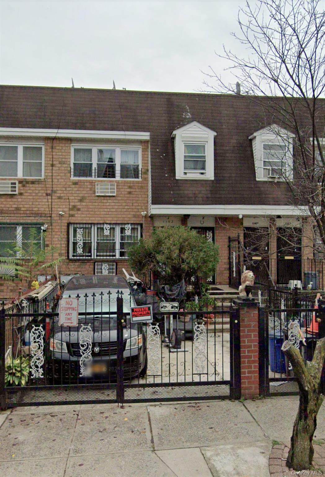 1152 Jefferson Avenue - Photo 1