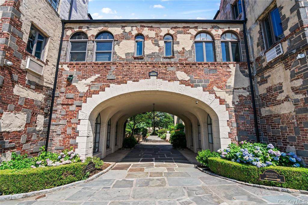 215 Middle Neck Road - Photo 1