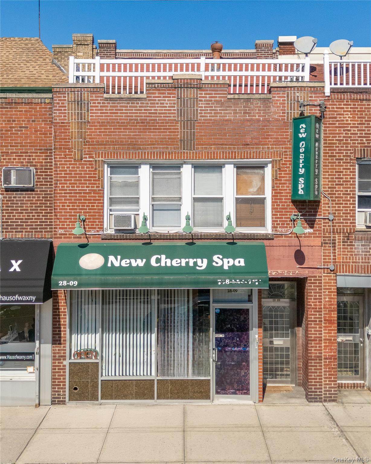 2809 Ditmars Boulevard - Photo 1