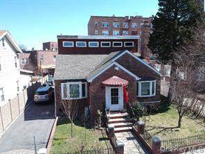 2032 Hobart Avenue - Photo 1