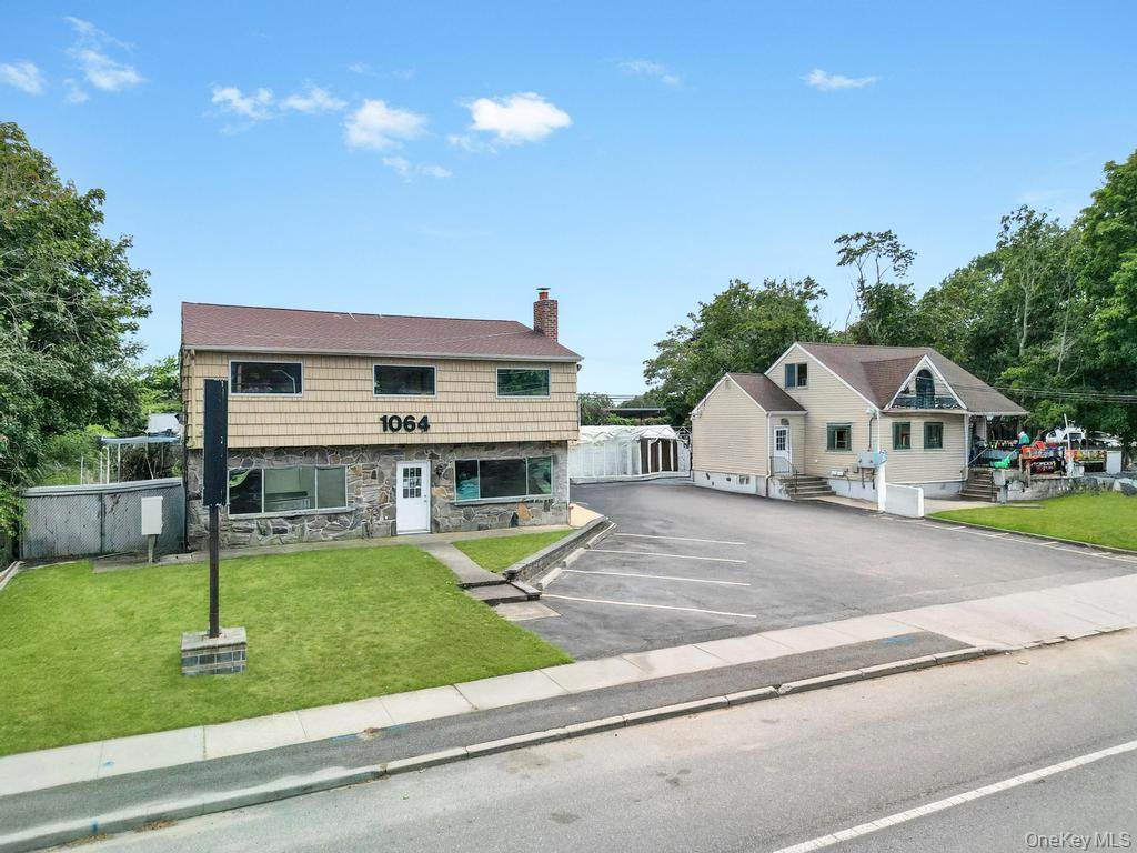 1064 Suffolk - Photo 1