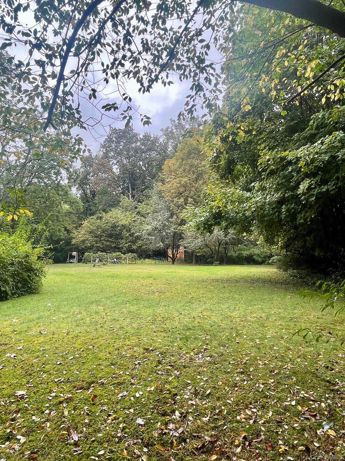 8 Bayard Lane - Photo 1