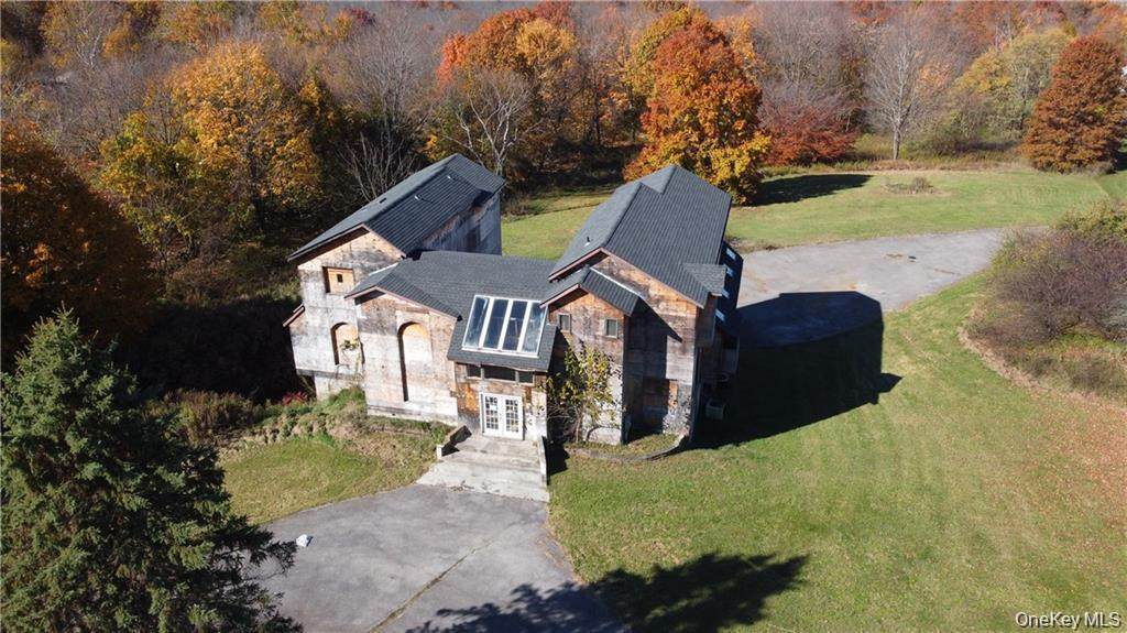 1 Peters Place - Photo 1