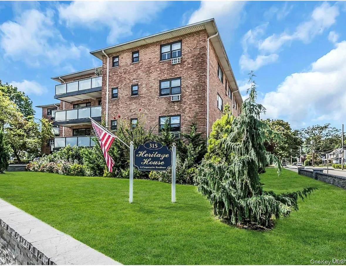 315 Atlantic Avenue - Photo 1