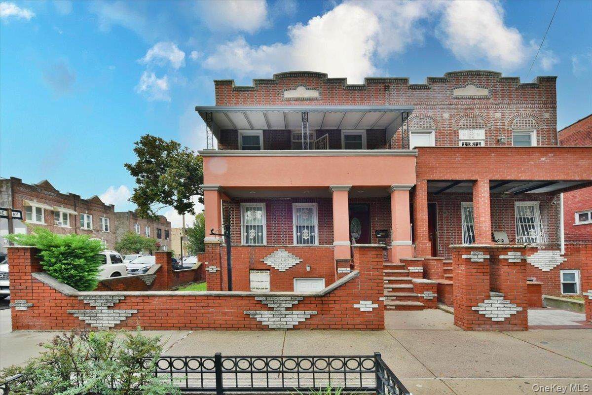 121 Riverdale Avenue - Photo 1