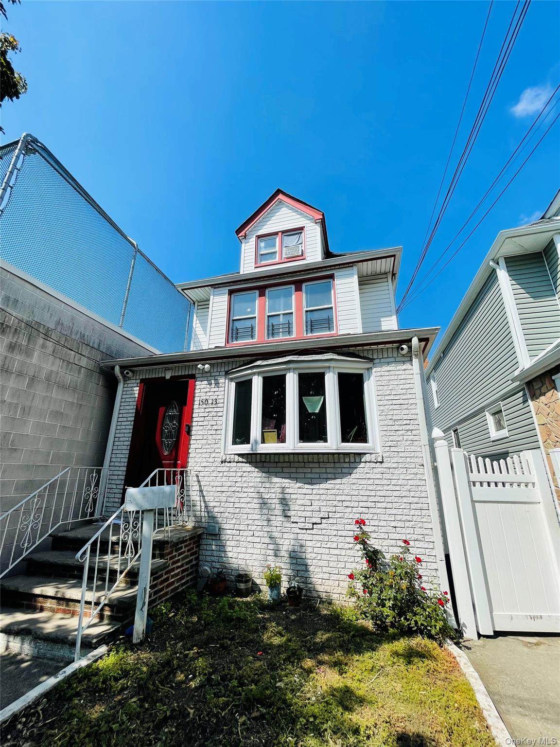 15013 118th Avenue - Photo 1