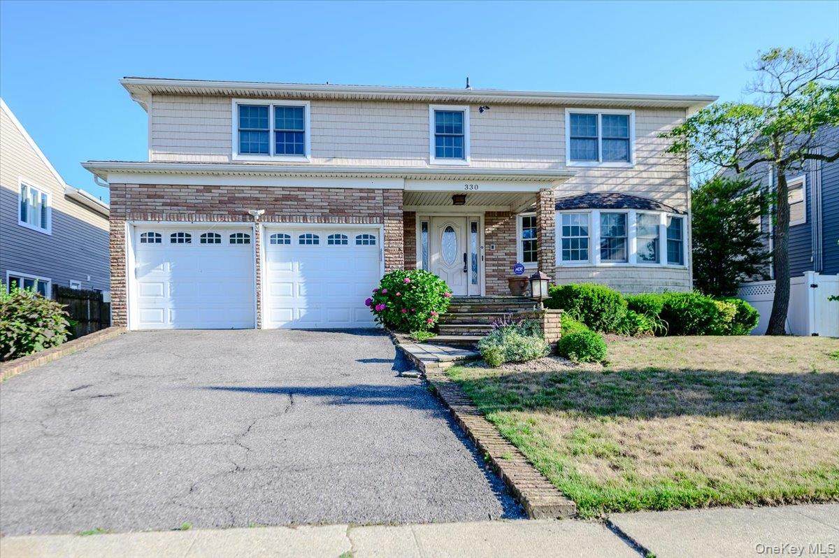 330 Harbor Drive - Photo 1