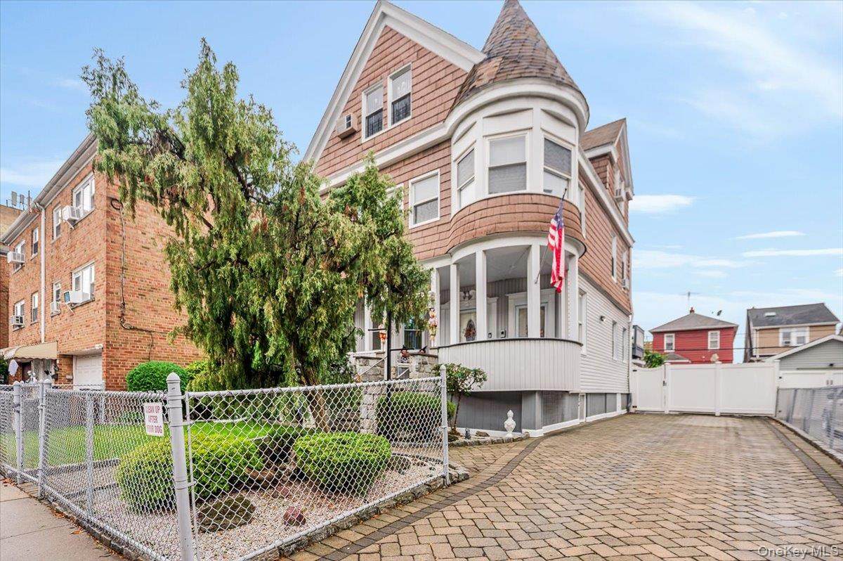 1711 Mahan Avenue - Photo 1