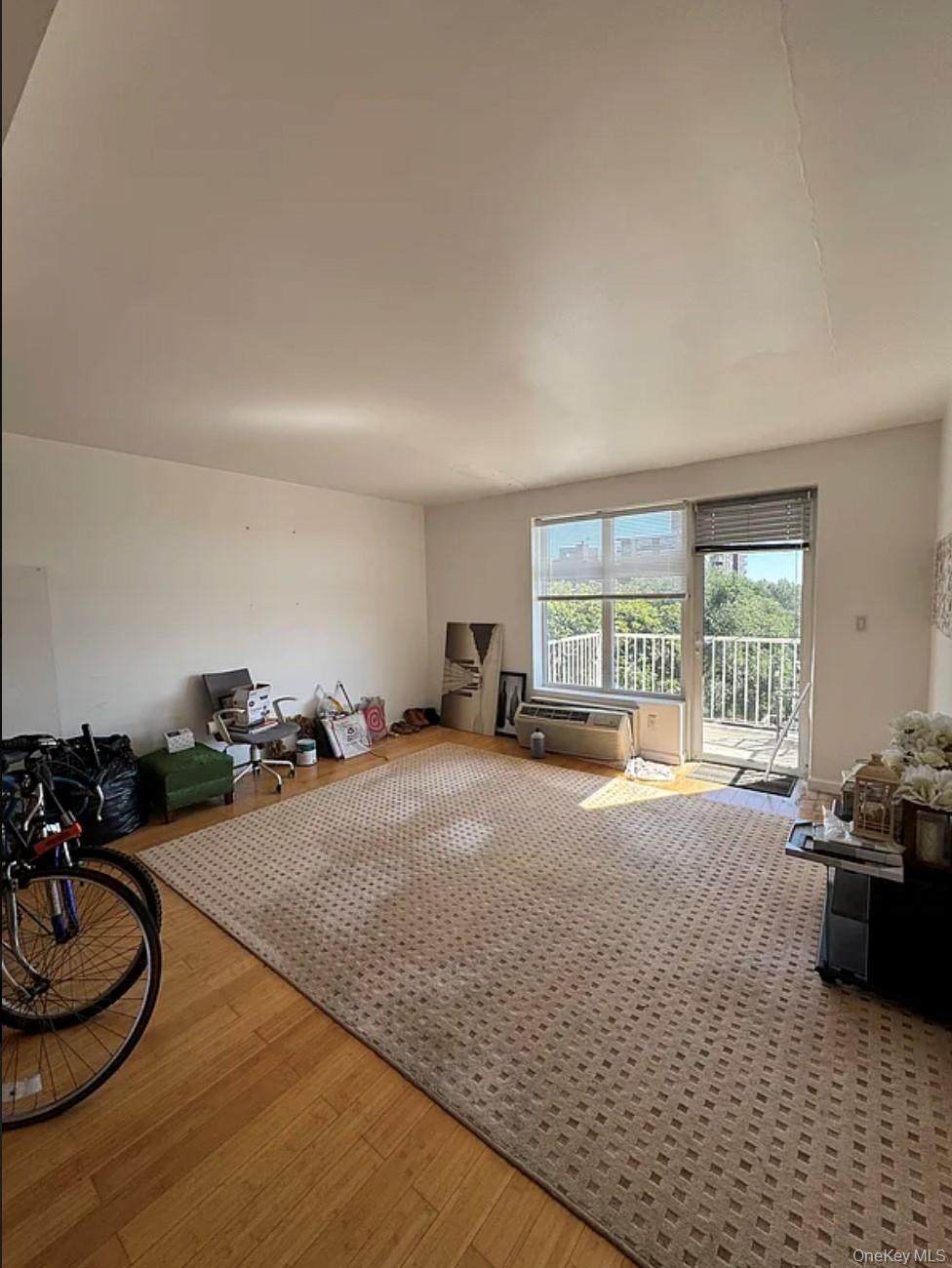 11202 Northern Boulevard - Photo 1