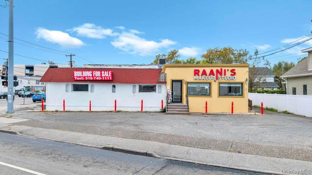 51 Broadway - Photo 1