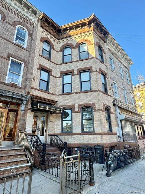 1691 Linden Street - Photo 1