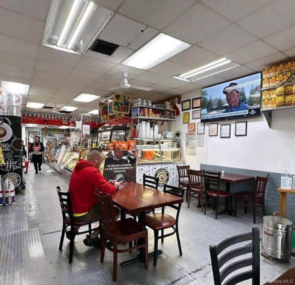 52 Merrick - Photo 1