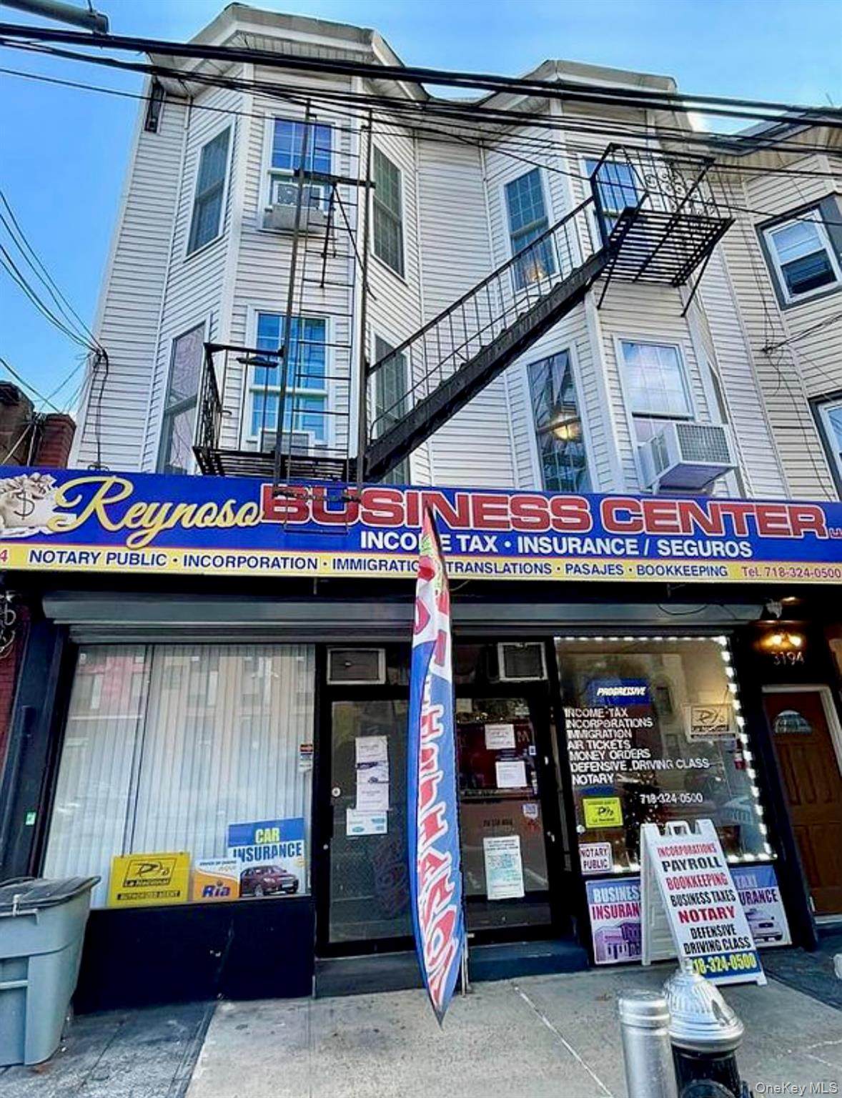 3194 Webster Avenue - Photo 1