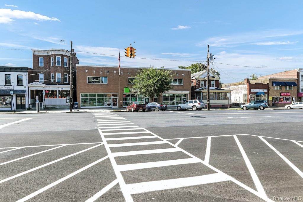 471 Broadway - Photo 1