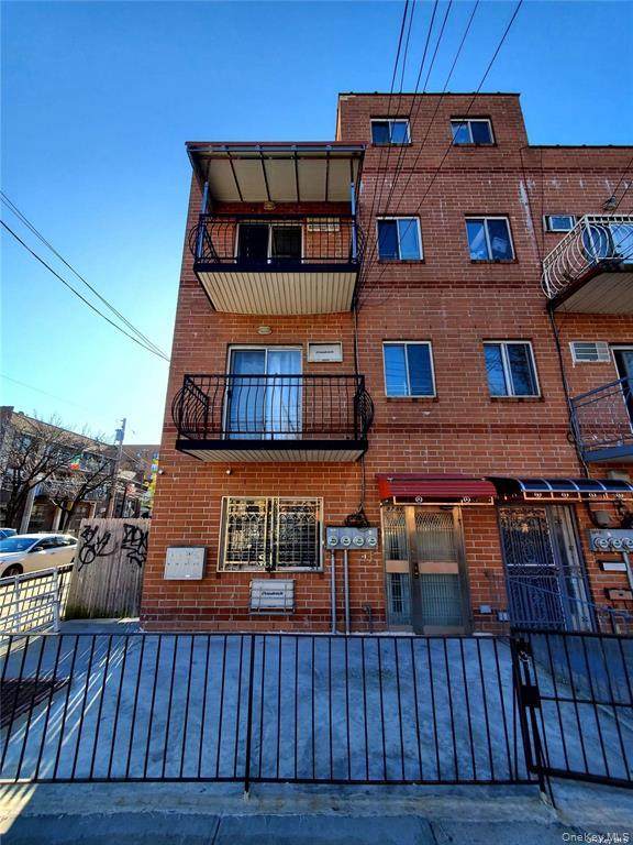 87-86 52nd Avenue - Photo 1