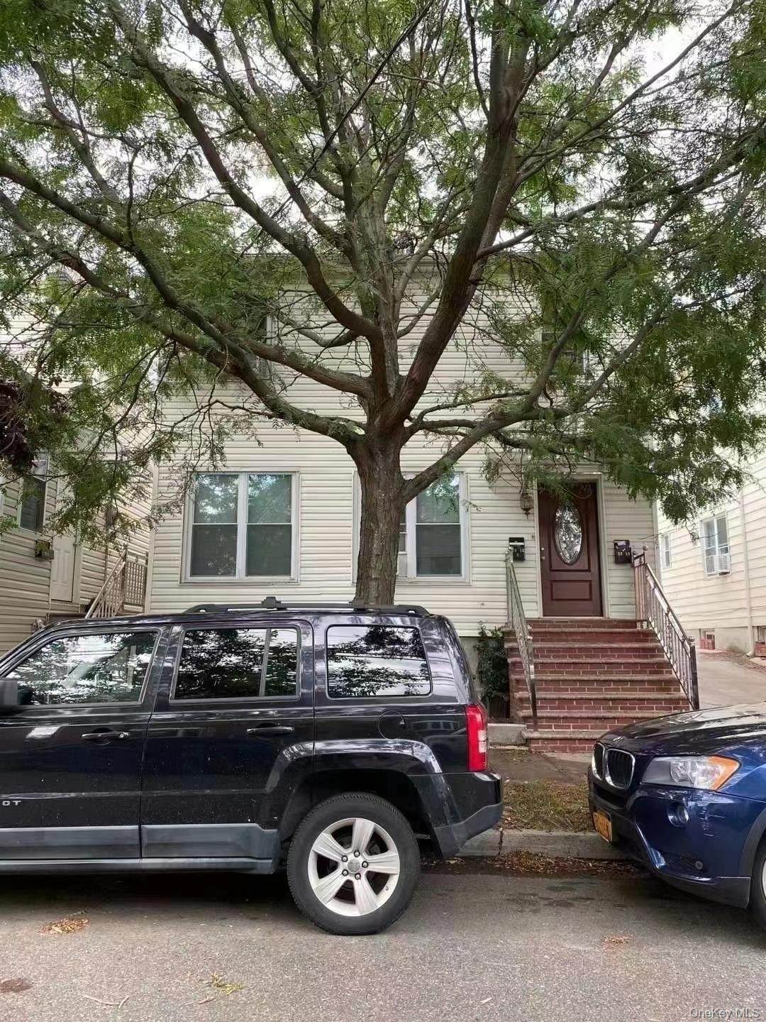 23-13 123rd St - Photo 1