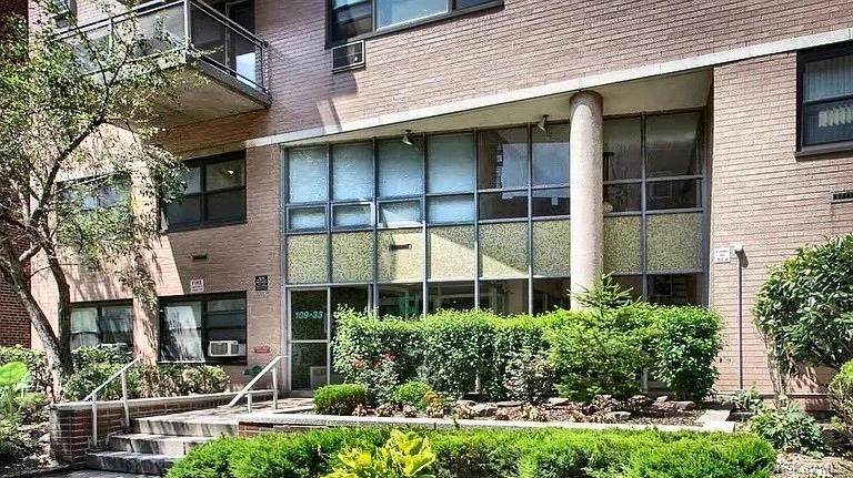 10933 71st Road - Photo 1