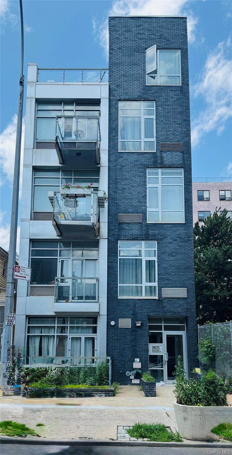 179 Monroe Street - Photo 1