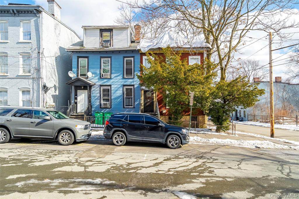 33 Clark Street - Photo 1