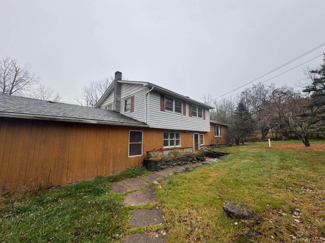 2 Barton Road - Photo 1