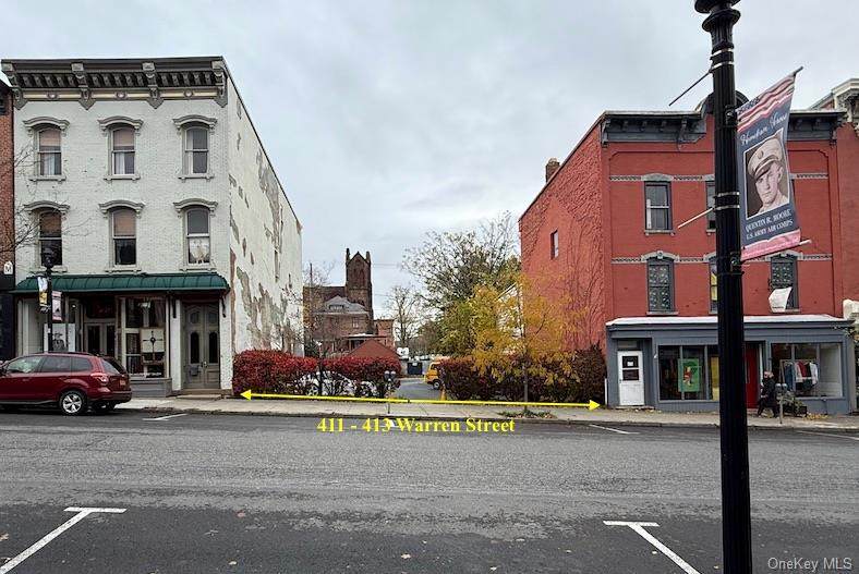 411 Warren Street - Photo 1