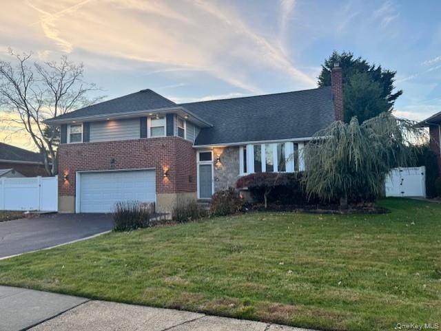 58 Pickwick Drive - Photo 1